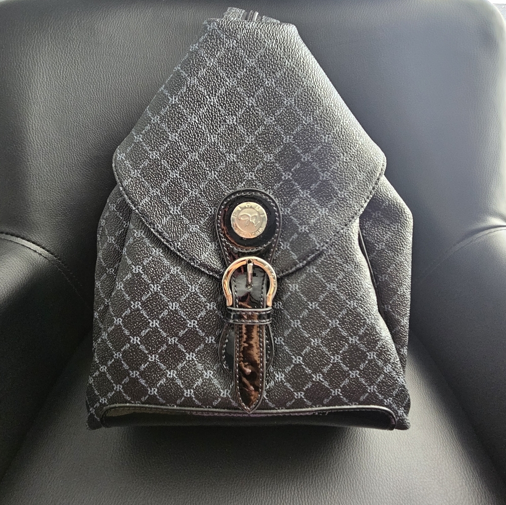 NWT Rioni Charlize Zipper Strap Backpack - Picture 6 of 16